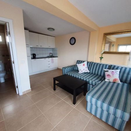 Palm Villa 1 Bed Apartment Overlooking Golf Course Сан-Мігель-де-Абона Екстер'єр фото