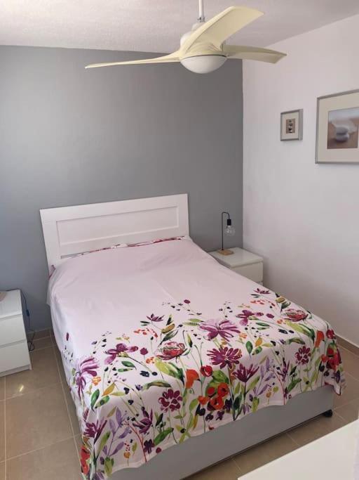 Palm Villa 1 Bed Apartment Overlooking Golf Course Сан-Мігель-де-Абона Екстер'єр фото