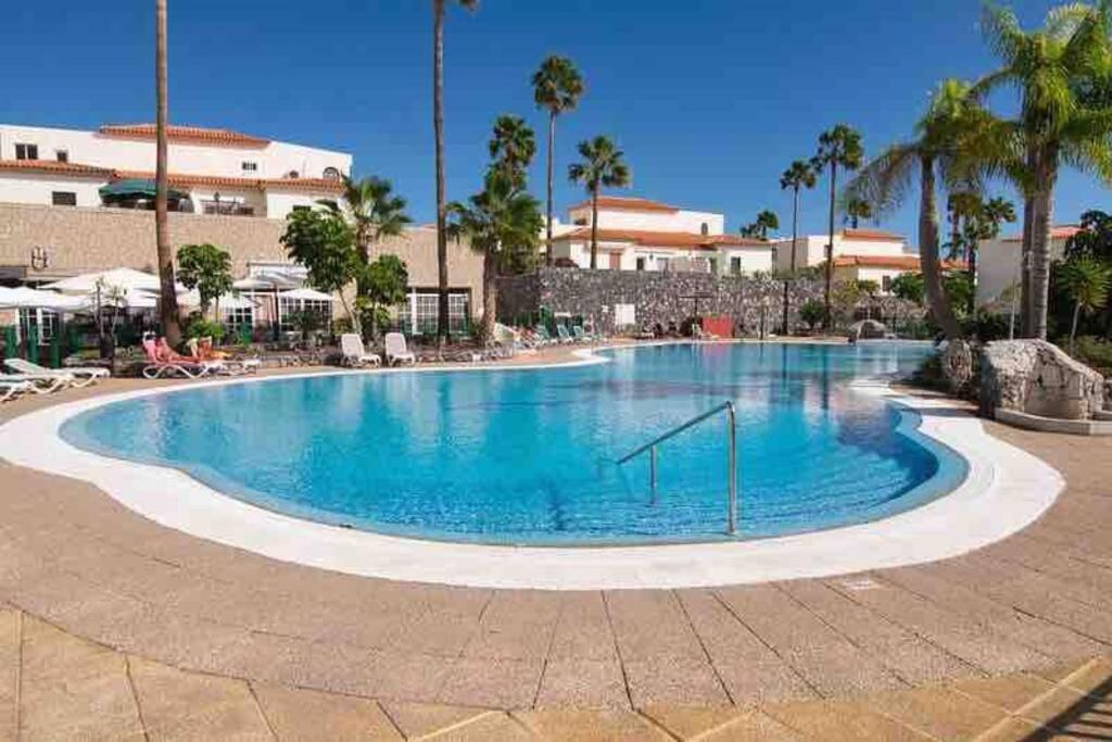 Palm Villa 1 Bed Apartment Overlooking Golf Course Сан-Мігель-де-Абона Екстер'єр фото